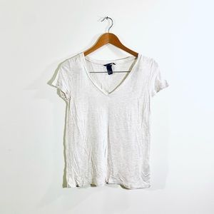 NEW H&M Basic V-Neck T-Shirt